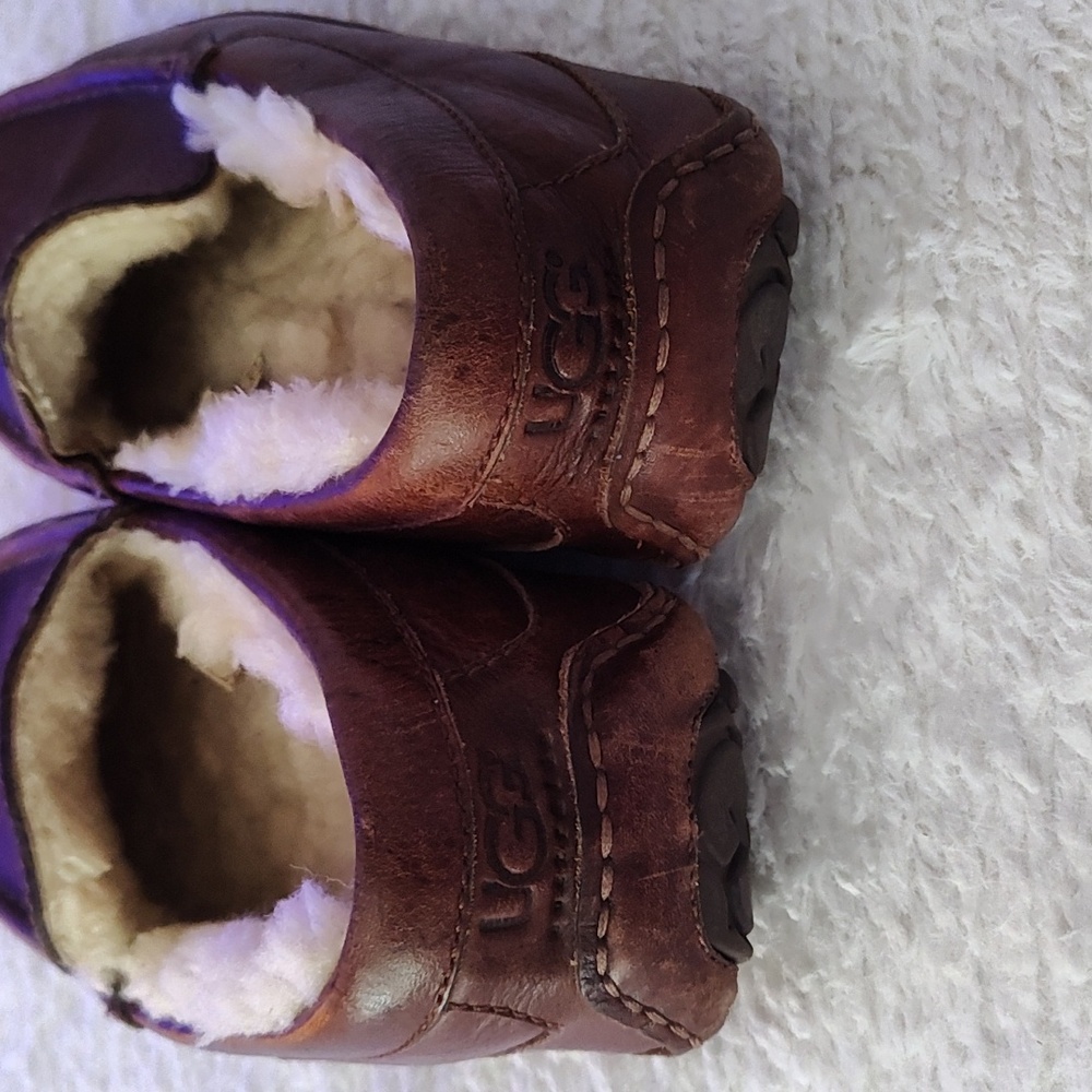 Men's UGG slippers size 10 - Picture 3 of 6